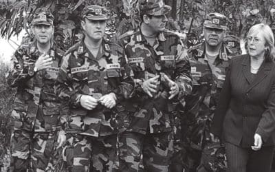 La política militar de la transición y los nuevos desafíos de la defensa nacional